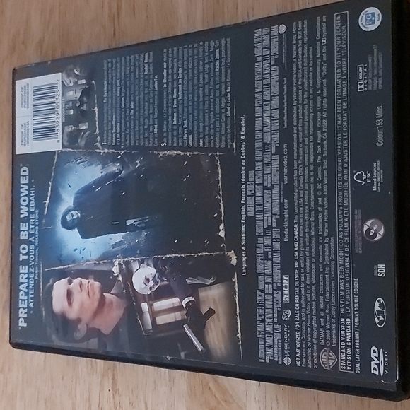 The Dark Knight  DVD - Picture 2 of 3